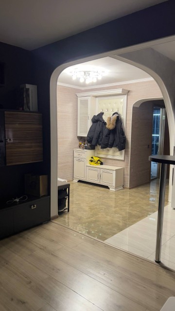 3 комн., 61 м², КПД, Студгородок 6