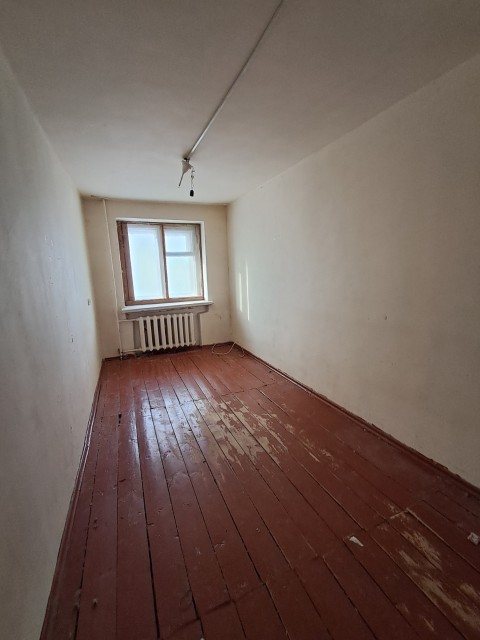 2 комн., 41 м², Хрущевка, Крестьянский рынок, стадион "Туймаада" 3