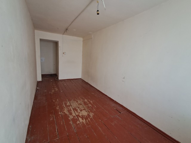 2 комн., 41 м², Хрущевка, Крестьянский рынок, стадион "Туймаада" 2