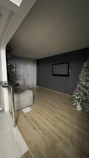 3 комн., 61 м², КПД, Студгородок 4