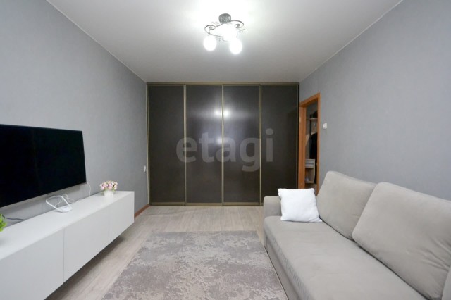 1 комн., 35 м², КПД, 202 мкрн. 2