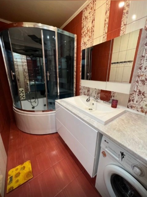 3 комн., Инд. планировка, Вавилон 5