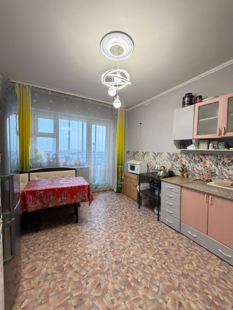 2 комн., 80 м², 112 серия, Крестьянский рынок, стадион "Туймаада" 6