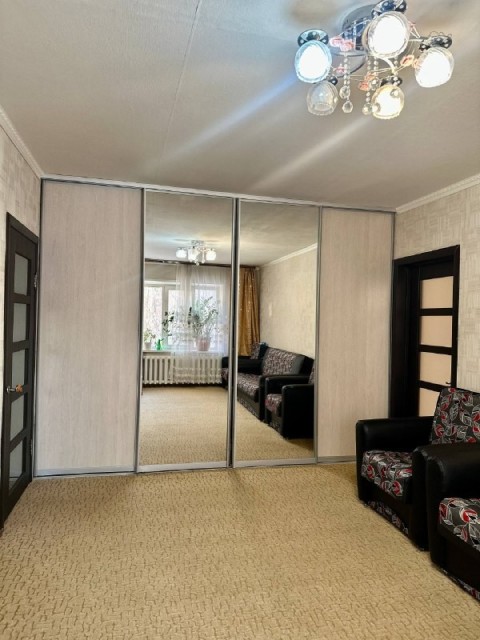 3 комн., 69 м², 112 серия, Крестьянский рынок, стадион "Туймаада" 6