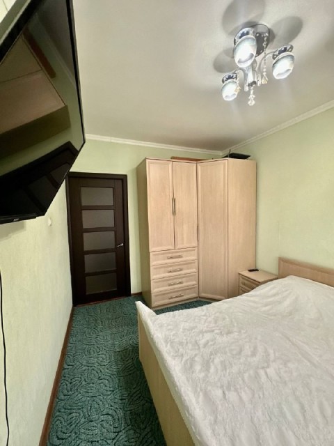 3 комн., 69 м², 112 серия, Крестьянский рынок, стадион "Туймаада" 13