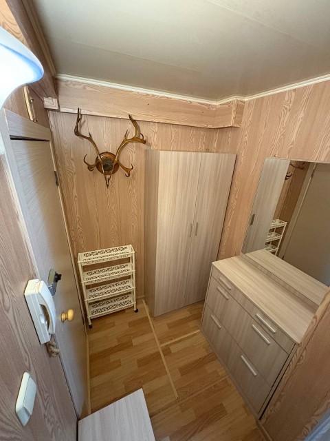 2 комн., 46 м², Блочный, Площадь Победы