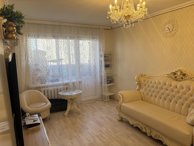 4 комн., 72 м², Блочный, Жатай 2