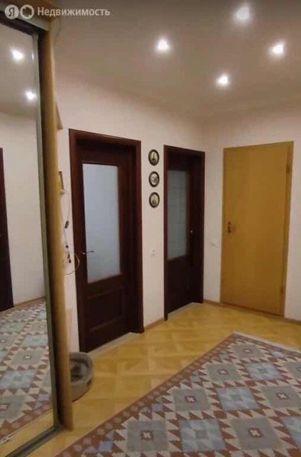 3 комн., 72 м², Монолитно-каркасный, Центр - район пл. Ленина 6