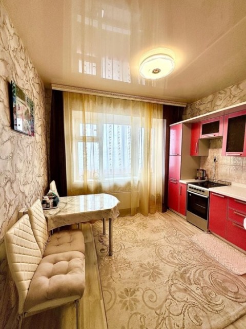 1 комн., 43 м², Инд. планировка, Крестьянский рынок, стадион "Туймаада"