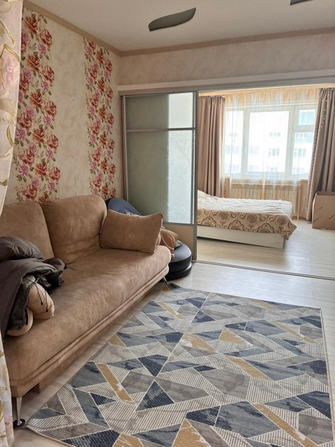 1 комн., 58 м², Монолитно-каркасный, 103 квартал (Ростелеком) 6