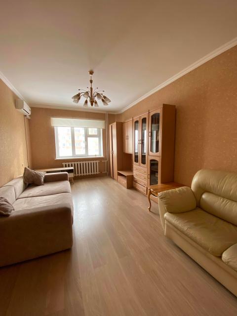 4 комн., 92 м², 112 серия, 103 квартал (Ростелеком)