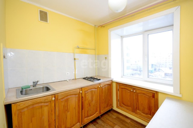 2 комн., 42 м², Инд. планировка, Площадь Победы 6