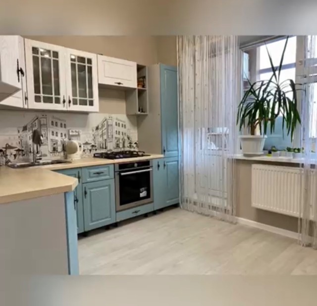 3 комн., 78 м², Каркасно-щитовой, Сахацирк 7