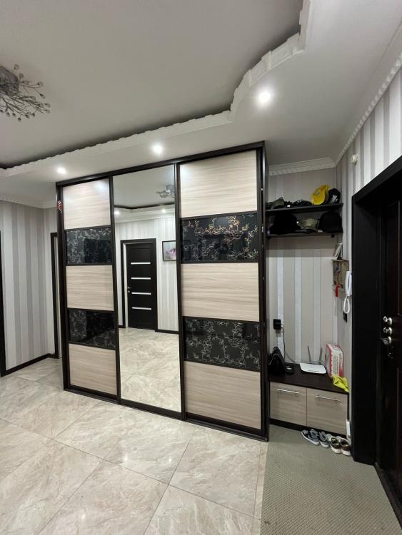 3 комн., 86 м², Блочный, Рынок Столичный 4