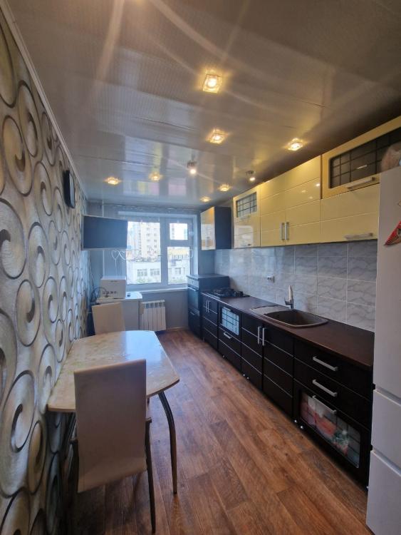 3 комн., 61 м², КПД, Крытый рынок 2