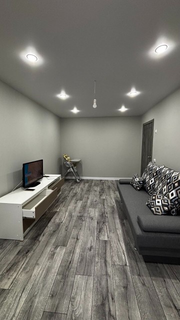 2 комн., 49 м², КПД, Центр - район пл. Орджоникидзе 9