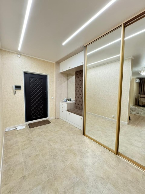 2 комн., 66 м², Монолитно-каркасный, Глазная больница 13