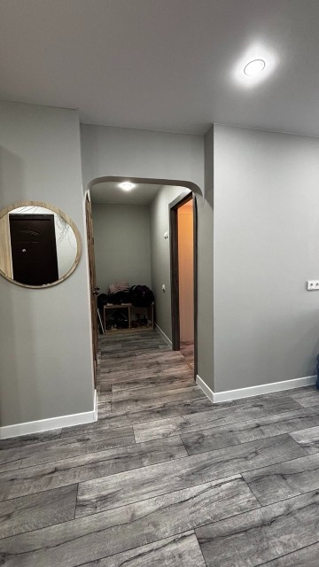 2 комн., 49 м², КПД, Центр - район пл. Орджоникидзе 4