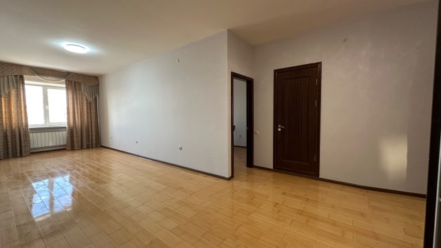 2 комн., Инд. планировка, Крестьянский рынок, стадион "Туймаада" 5