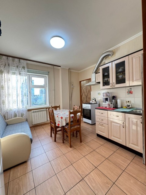 1 комн., 44 м², Монолитно-каркасный, Площадь Победы