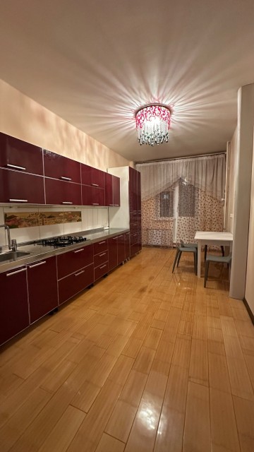 2 комн., Инд. планировка, Крестьянский рынок, стадион "Туймаада"