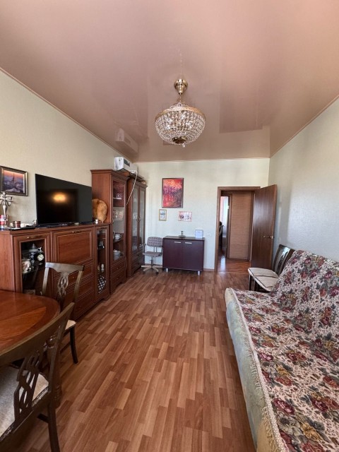 3 комн., 112 серия, Поликлиника 1 12