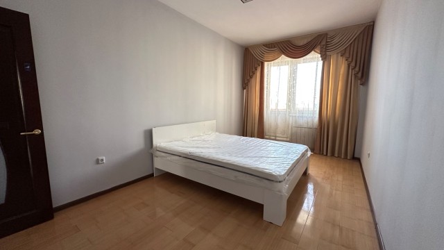 2 комн., Инд. планировка, Крестьянский рынок, стадион "Туймаада" 4