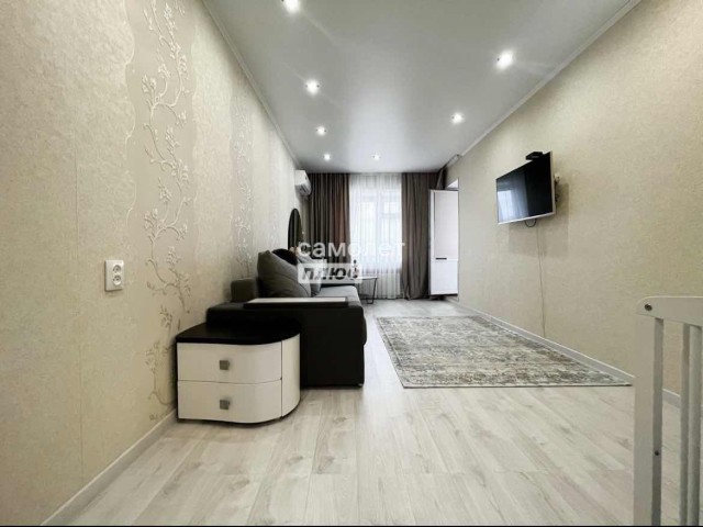 2 комн., 61 м², Инд. планировка, Жатай 5