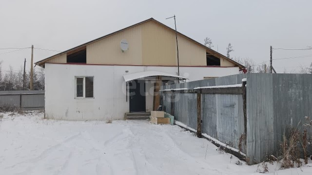 1 комн., 38 м², Блочный, Другие районы 10