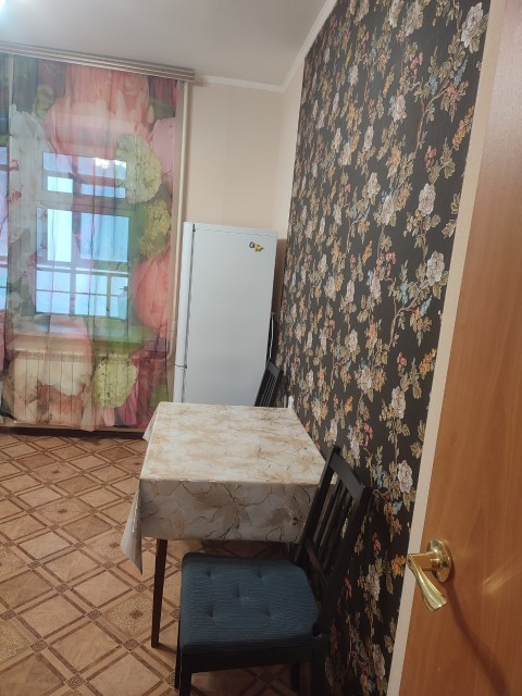 1 комн., 41 м², Блочный, Авиагруппа 4