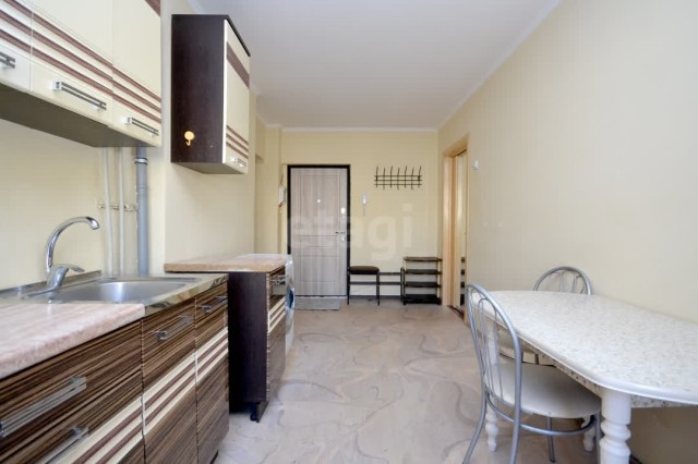 1 комн., 35 м², КПД, Центр - район пл. Ленина 12