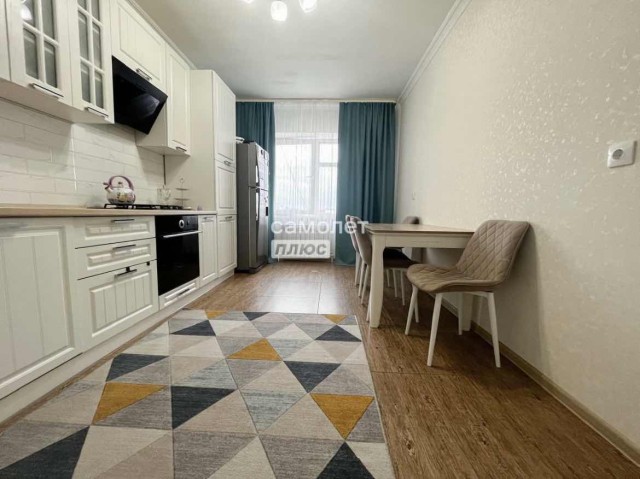 2 комн., 61 м², Инд. планировка, Жатай 2