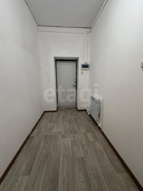 1 комн., 38 м², Блочный, Другие районы 5