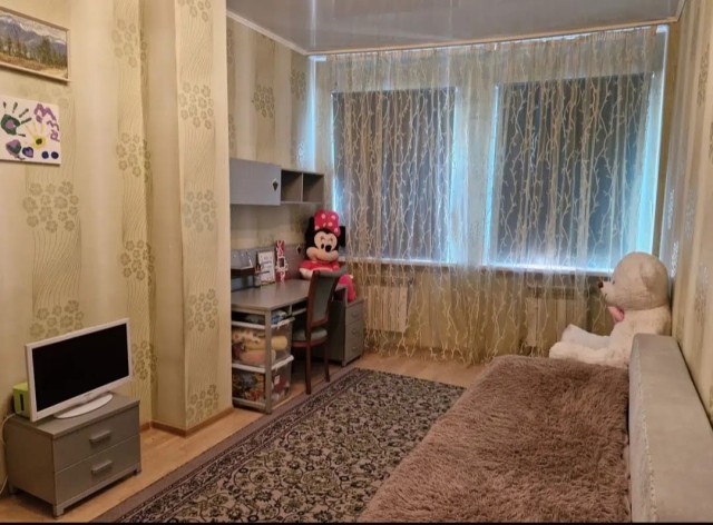 3 комн., 85 м², Монолитно-каркасный, 203 мкрн.