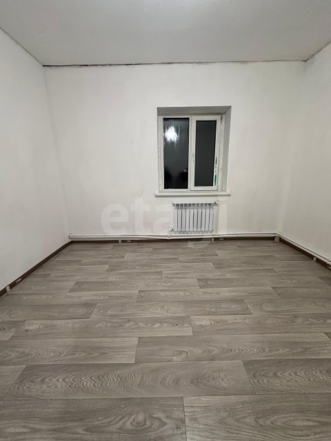 1 комн., 38 м², Блочный, Другие районы 3