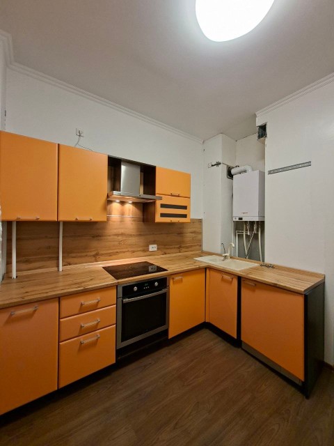 1 комн., Монолитно-каркасный, Глазная больница 9