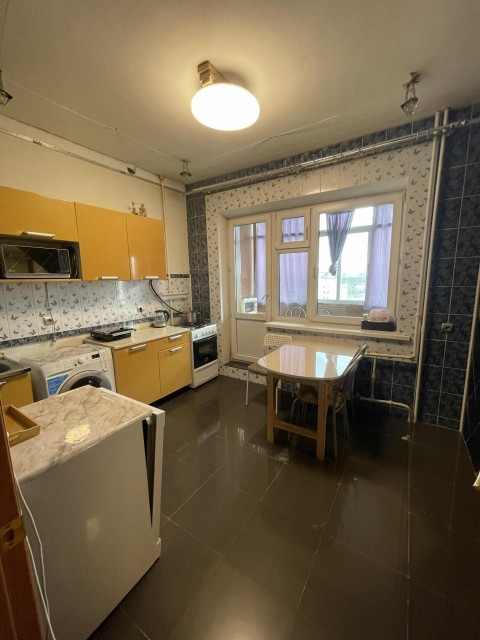 2 комн., 54 м², 112 серия, Областная больница, рынок "Манньыаттаах" 3