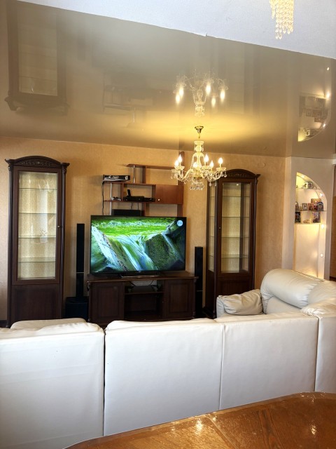 3 комн., 128 м², Инд. планировка, Площадь Победы 9