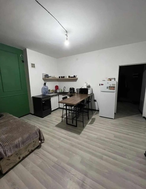 1 комн., 37 м², Монолитно-каркасный, Рынок Столичный