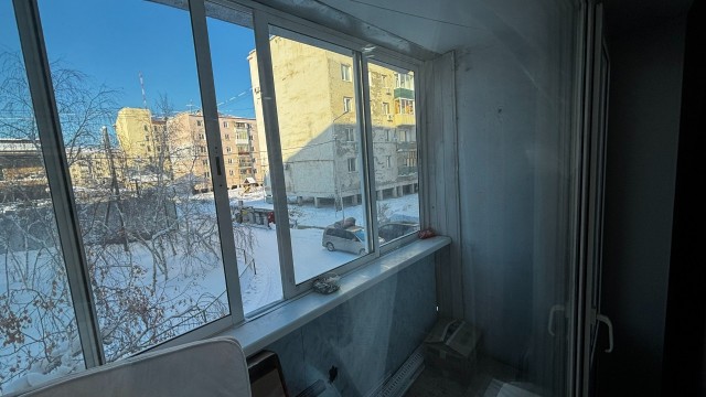 2 комн., 49 м², КПД, Центр - район пл. Орджоникидзе 12