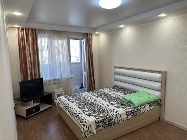 4 комн., 72 м², КПД, 202 мкрн. 5