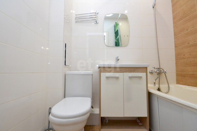 1 комн., 36 м², Инд. планировка, Глазная больница 11