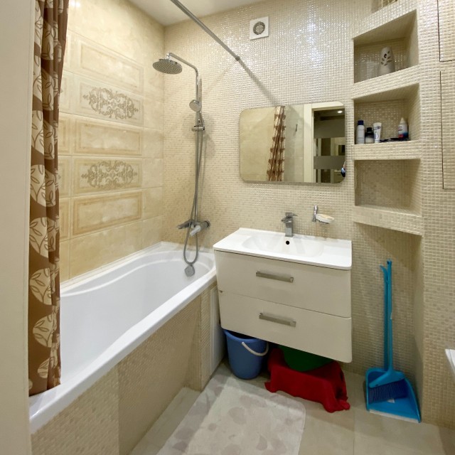 1 комн., Блочный, Центр - район пл. Дружбы 6