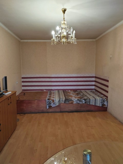 4 комн., 72 м², КПД, Крытый рынок 13