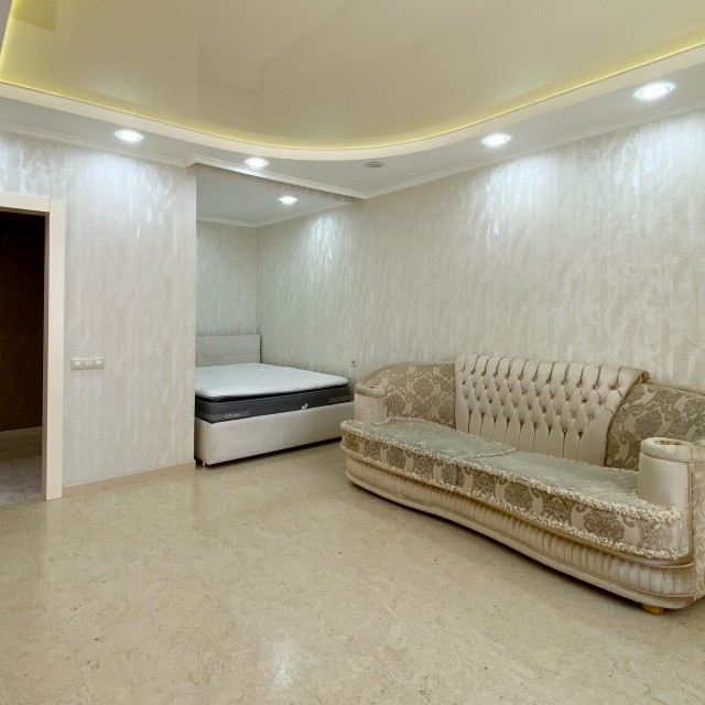 1 комн., Блочный, Центр - район пл. Дружбы 4