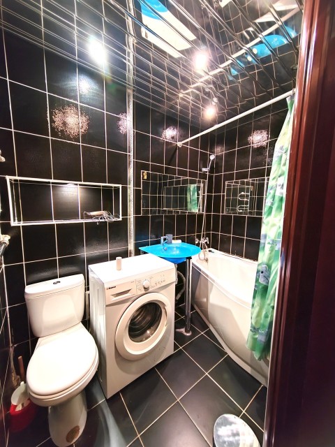 4 комн., 72 м², КПД, Крытый рынок 6