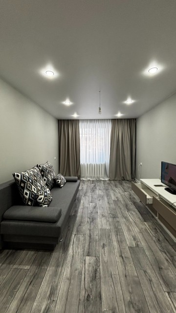 2 комн., 49 м², КПД, Центр - район пл. Орджоникидзе