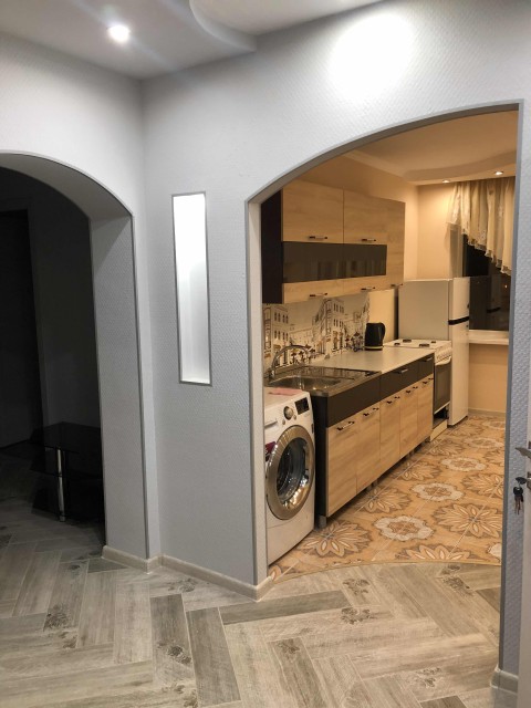 4 комн., 72 м², КПД, 202 мкрн. 4