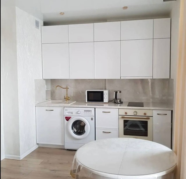 1 комн., 33 м², Монолитно-каркасный, Рынок Столичный