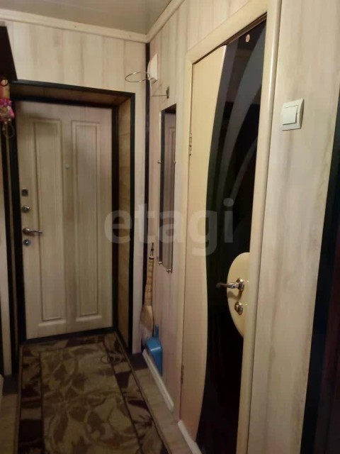 2 комн., 42 м², Хрущевка, Центр - район пл. Орджоникидзе 10